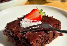 Tavada Çikolatalı Islak Kek Tarifi