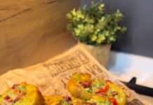 Fırında Kaşarlı ve Sucuklu Yumurtalı Ekmek Tarifi