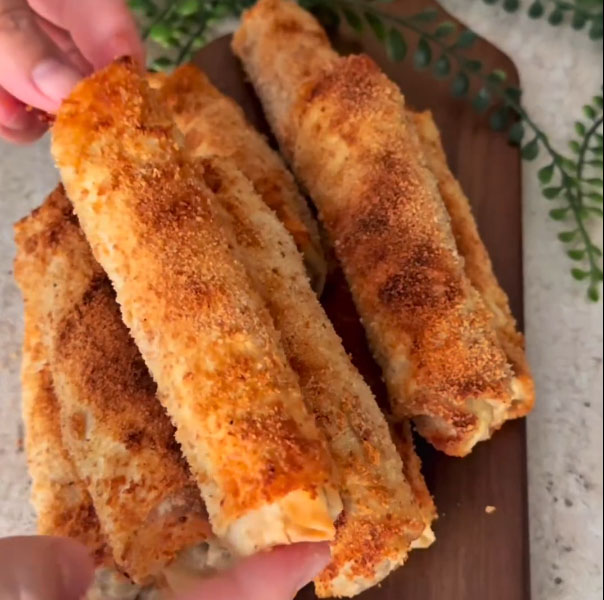 kiymali-kasarli-citir-borek